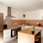 Le Felicite Spacieux Avec Parking Apartmán Nîmes