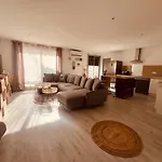 Le Felicite Spacieux Avec Parking Apartmán Nîmes
