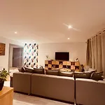 Apartmán Le Felicite Spacieux Avec Parking Nîmes