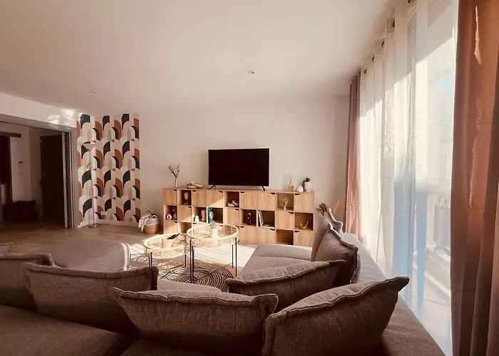 Apartment Le Felicite Spacieux Avec Parking Nîmes